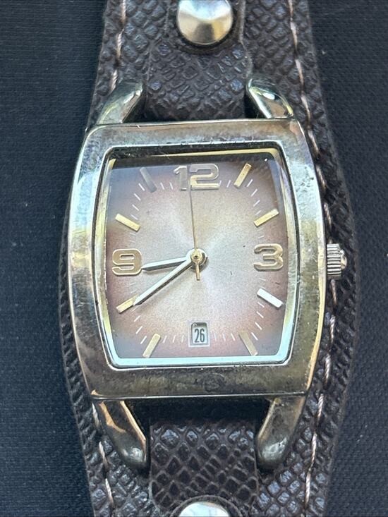 Unbranded Other - Silver Tone Brown Strap Band Women’s Quartz Watch